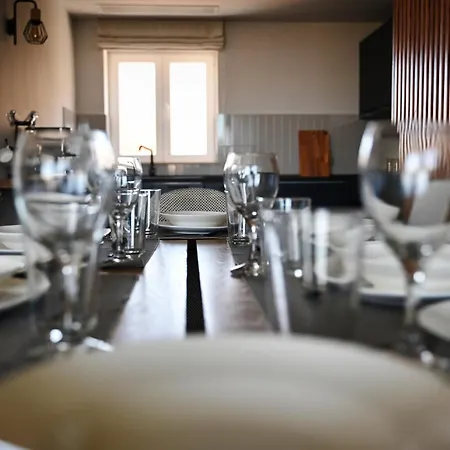 Cliff Edge In Apartment Xaghra