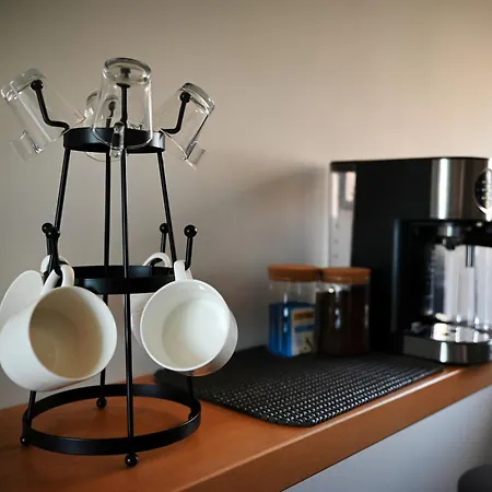 Cliff Edge In 沙拉