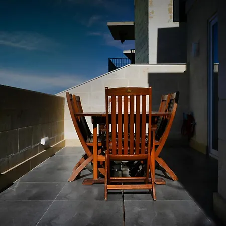 Cliff Edge In Appartement
